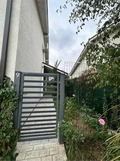 Casă cu 1 camere în Plopi