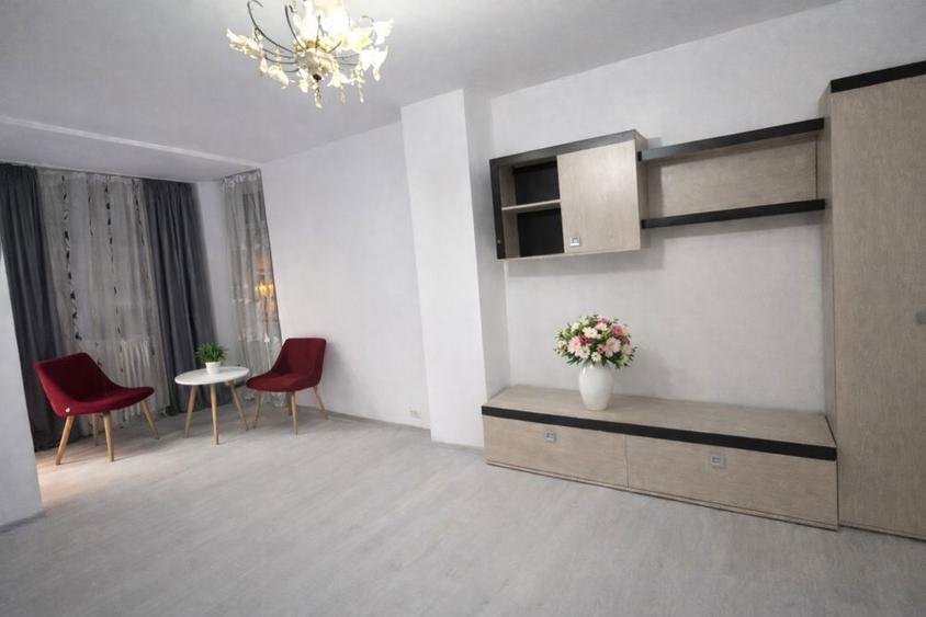 Inchiriez Spatiu Birouri Firma * Apartament 3 camere * Costesti AG - 5