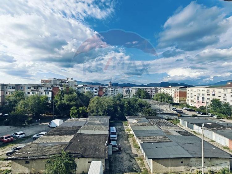 Apartament cu 2 camere de vânzare - 18