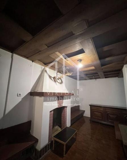 Casa formata din 2 apartamente, 2 garaje,  3 bai - zona Trei Stejari - 6