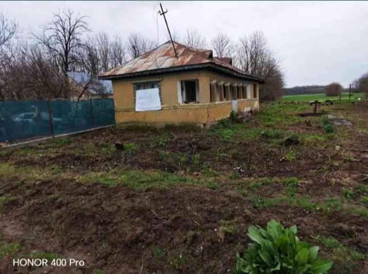 Teren Construcții intravilan de 1709 mp, în Lacu Turcului