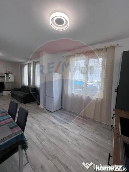 Apartament cu 2 camere semidecomandat în Sânmartin