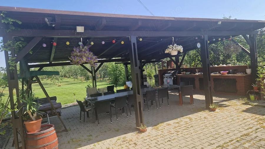 Casă cu Teren 3000 Mp în Mândruloc