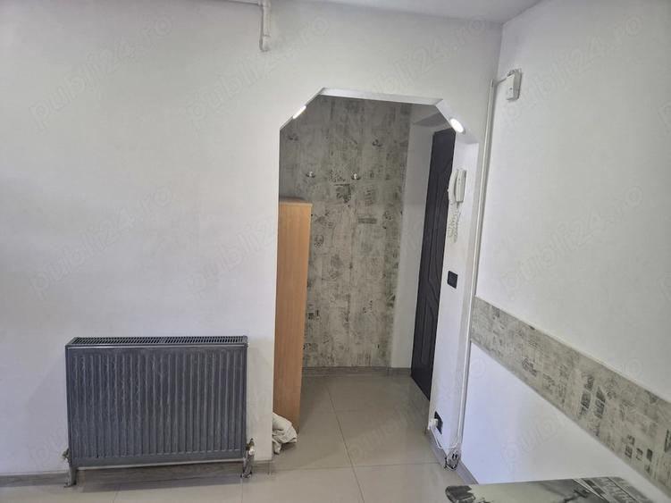 Apartament cu 2 camere nedecomandat în Central