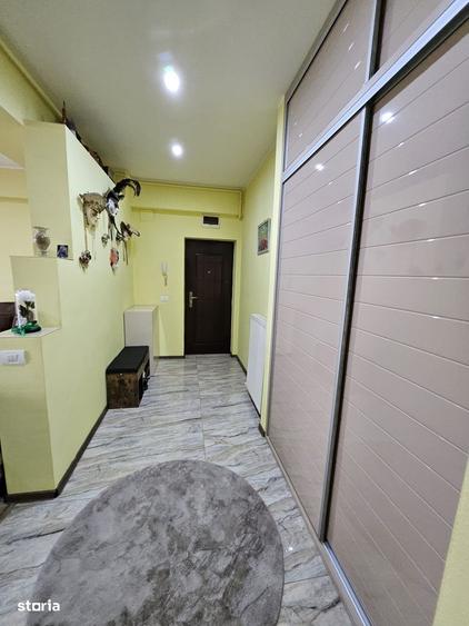 Apartament cu 2 camere decomandat în Gara