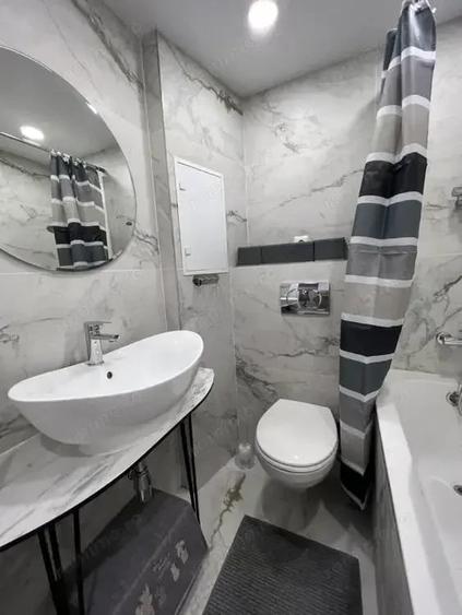 Garsonieră decomandată în Răcădău