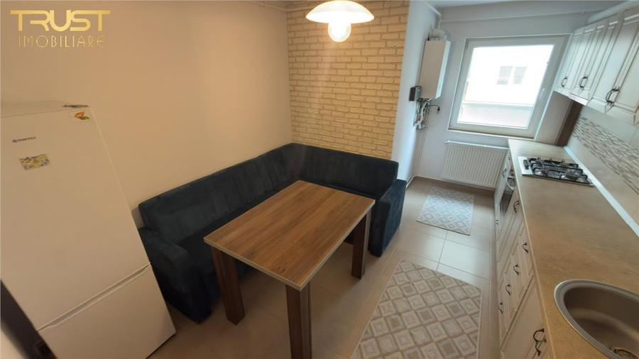 Apartament cu 2 camere decomandat în Florești