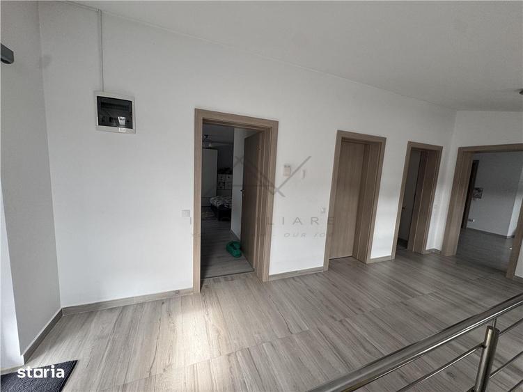 Casă cu 5 camere cu Teren 400 Mp în Central