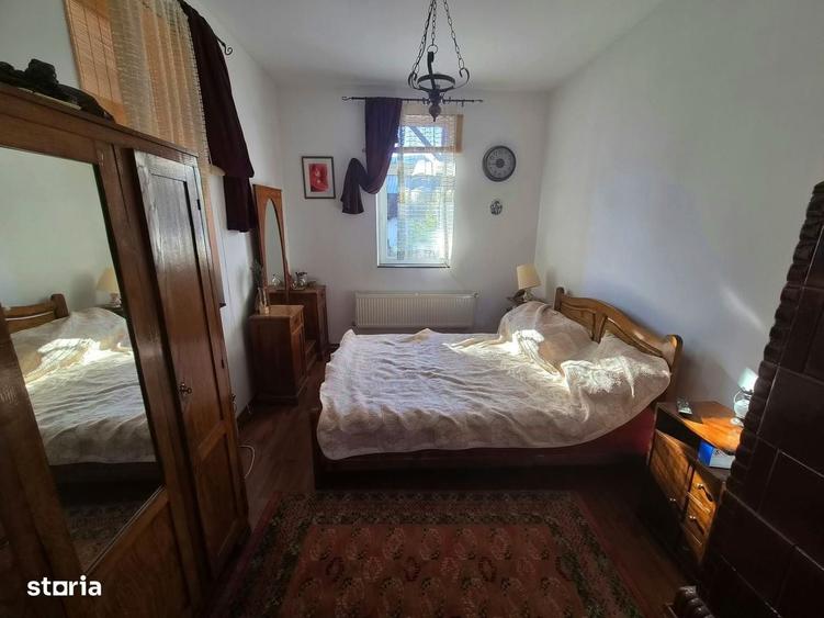 Casă cu 3 camere cu Teren 2308 Mp în Domnești