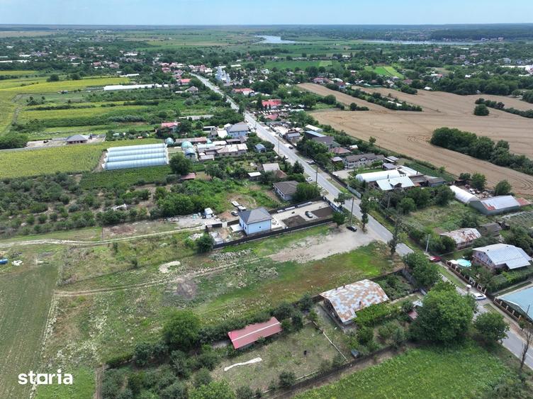 Teren de 2280 mp, în Gruiu