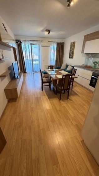 Apartament cu 2 camere semidecomandat, mobilat în Mărăști
