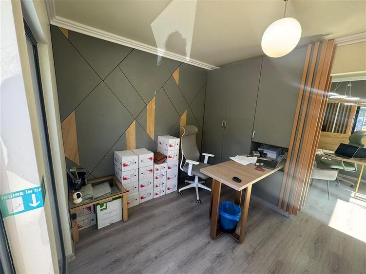 Spațiu comercial, de 23 mp, în Ultracentral