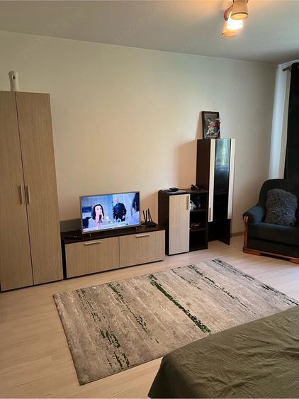Apartament cu 2 camere semidecomandat în Gara