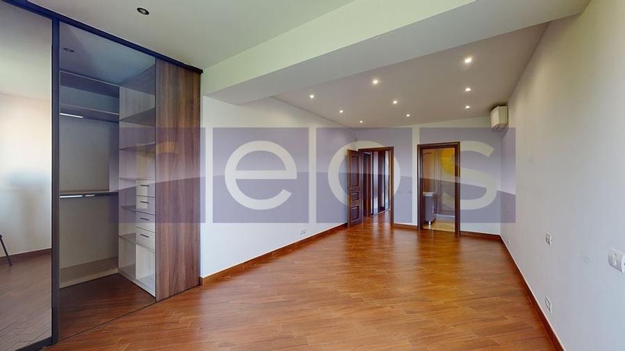 Apartament cu 3 camere decomandat în Beller