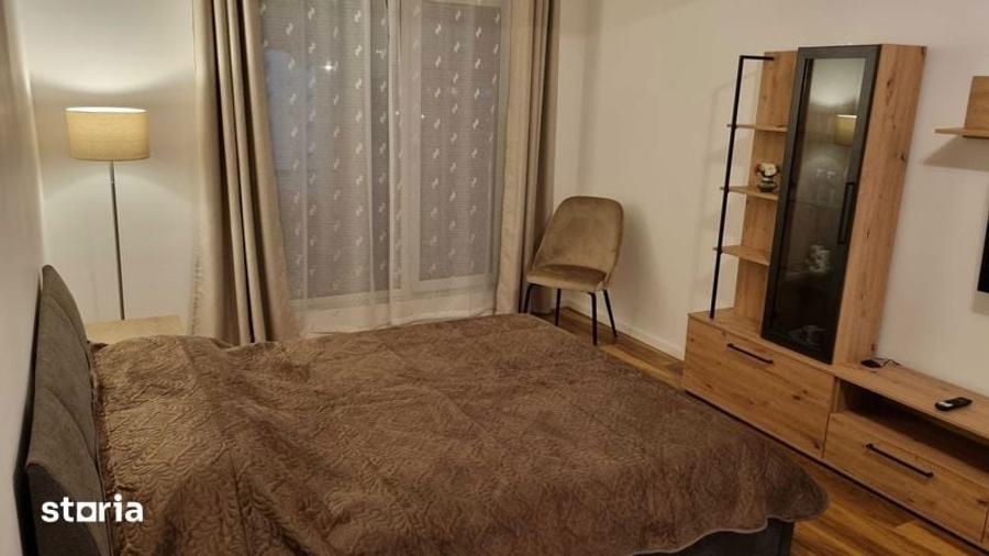 Garsonieră decomandată în Central