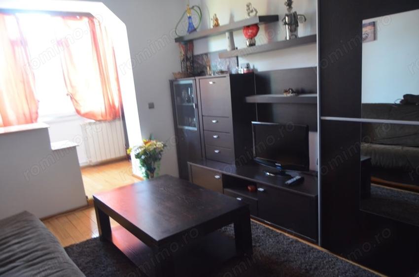 Apartament cu 2 camere decomandat în Predeal