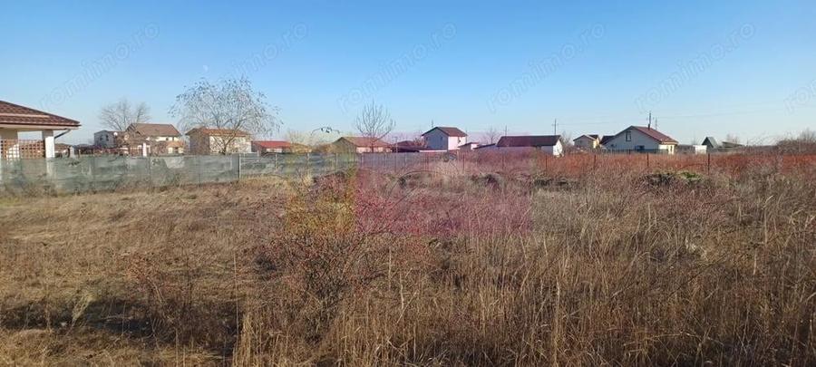 Sabareni, teren intravilan construibil, cu utilitati in apropiere - 2