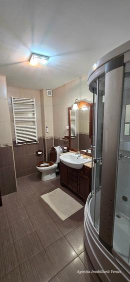 Casa la cheie zona centrala mobilata si utilata - 13