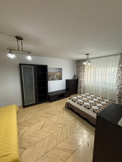 1 camera - 40 mp - Lidl - Moara de Foc- renovat- 89000 euro - 4