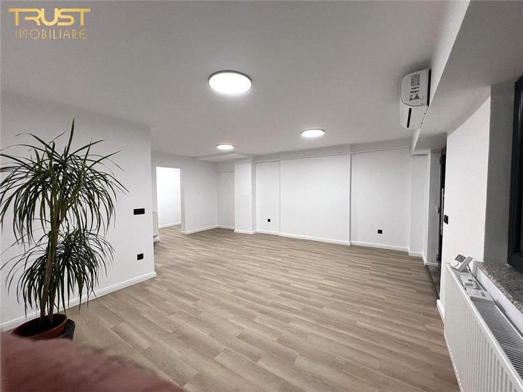 Spatiu birou/Cabinet |  3 camere | 74 MP  | Parcare - 5