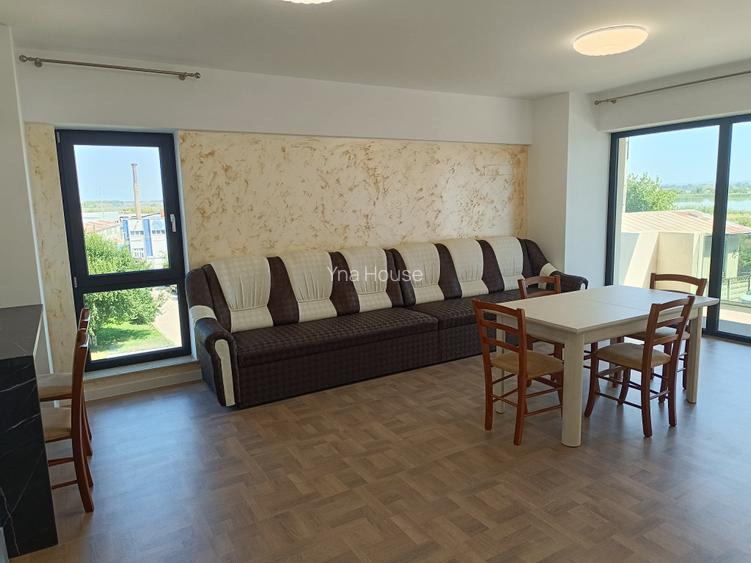 Primul chirias, 3 camere, etajul 2, langa Mall + 2 parcari private Primul chirias, 3 camere, etajul 2, langa Mall + 2 parcari private