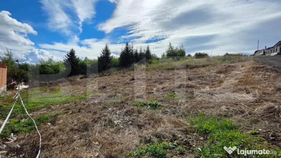 Teren intravilan de vanzare, 680 mp, drumul Sigmir - 1