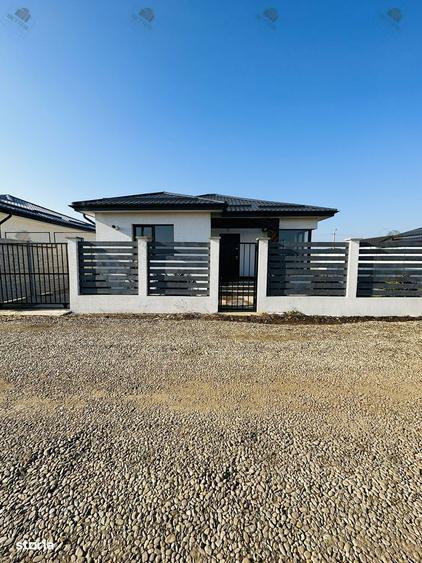 Casa Individuala - Gata De Mutare - 3 Camere - Comuna Berceni - 2