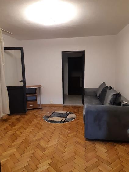 Inchiriez apartament caransebes 2 camere zona centrala - 8