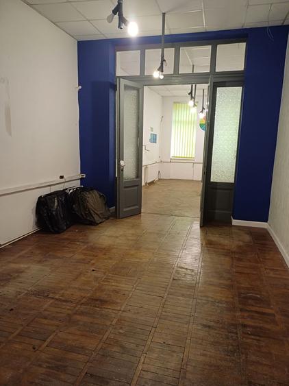 Vânzare apartament  pretabil cabinet,  birou 2 camere pe str.Horea - 5