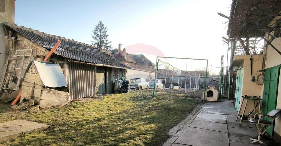 Casa cu istorie in inima Dumbraveniului 15 min. de... - 4