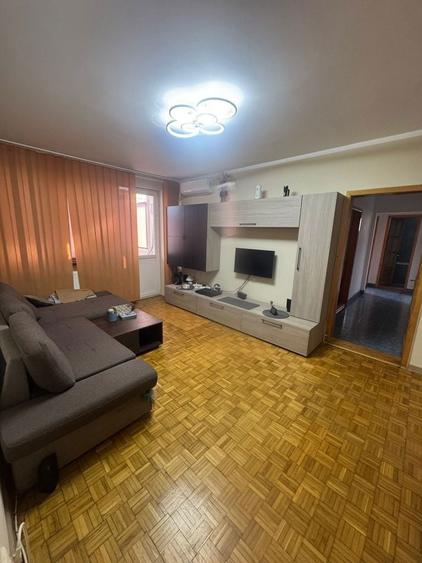 Apartament 4 camere Orsova Zona Centrala etaj 3 - 7