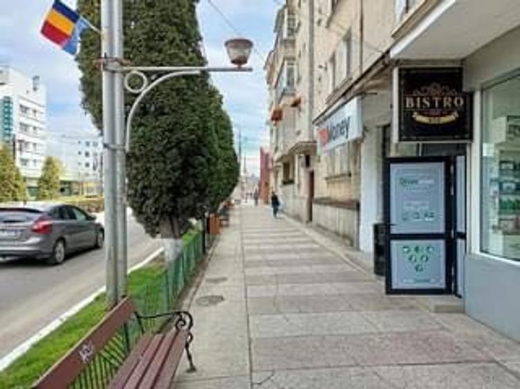 Spatiu comercial de vanzare - 4