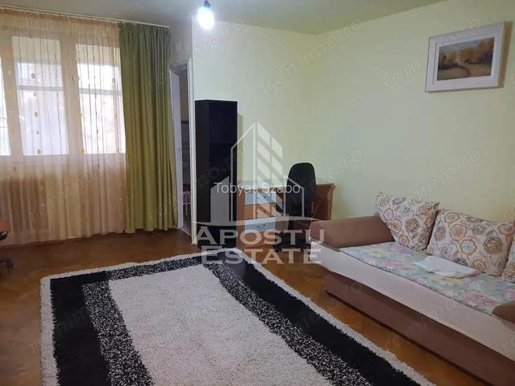 Apartament cu o camera, mobilat si utilat, in apropie de Medicina Apartament cu o camera, mobilat si utilat, in apropie de Medicina