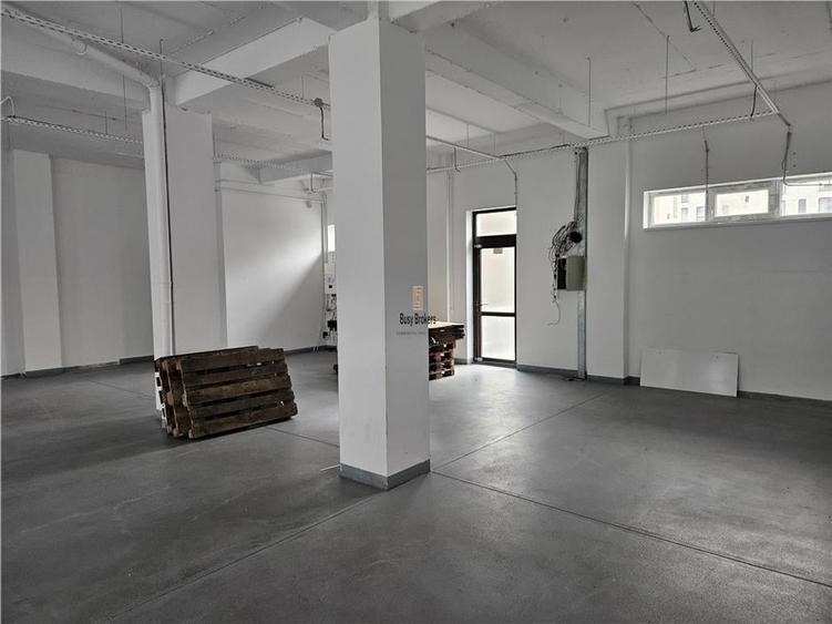 Spatiu Comercial - 200 mp - Showroom - Servicii - Clinica Medicala - 9