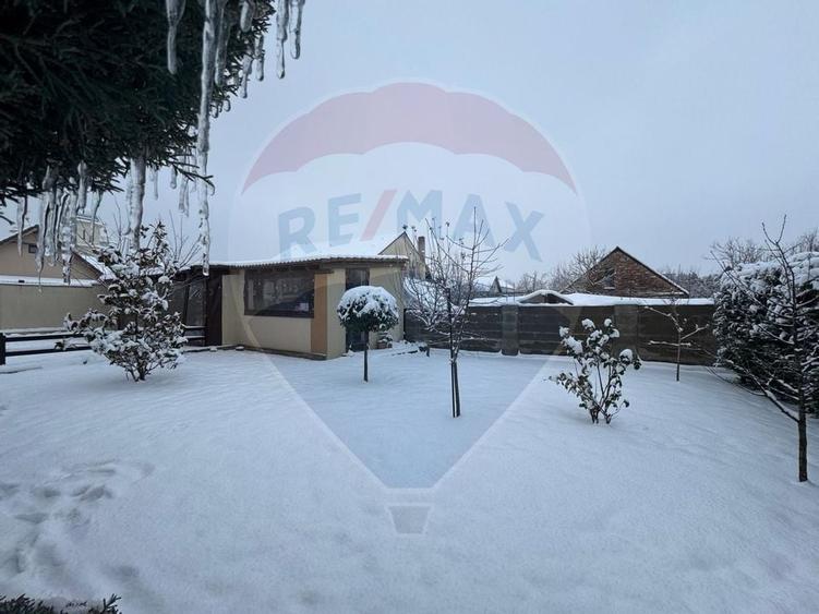 Casă / Vilă cu 4 camere de vânzare în zona Bujac-Arad - 27