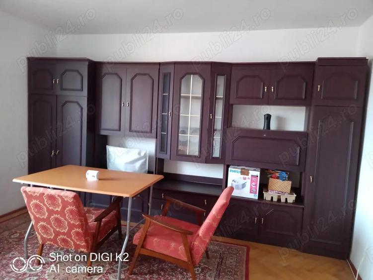 Apartament decomandat cu 2 camere in zona centrala a municipiului Re?i?a, jud. Cara?-Severin. - 9