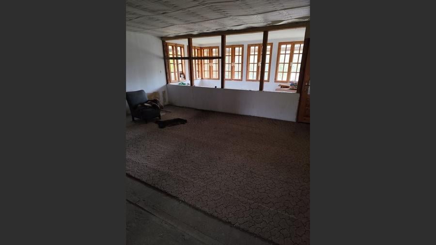 VIla de vanzare Teisani Stubeiu 11250 mp - 13