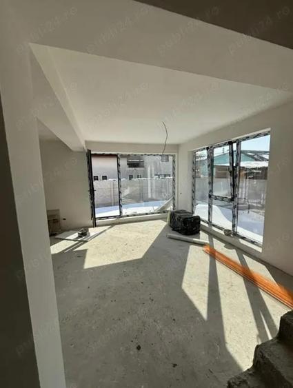 Vilă spațioasă 235 mp | P+1+M | 3 dormitoare | Curte amenajată | La cheie - 2