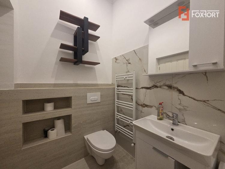 Apartament cu 2 camere, Central in cladire istorica - Arad - 8