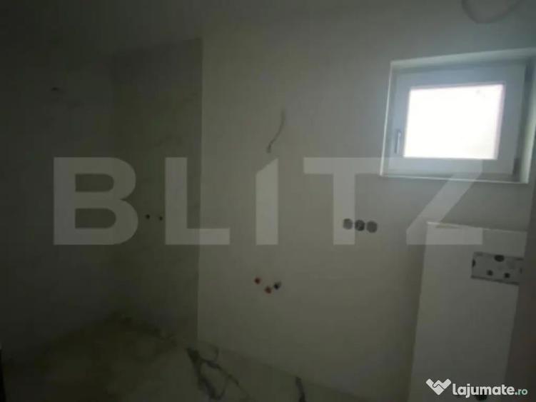 Casa individuala, 9.6 ari teren, zona Bosanci - 10