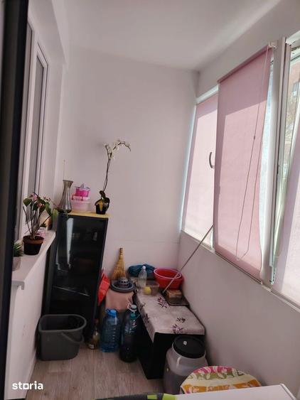 Garsoniera 31 mp renovata mobilata etaj 3 metrou Drumul Taberei - 7
