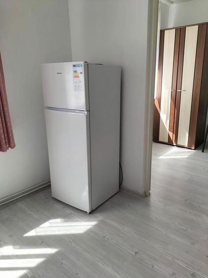 Inchiriez apartament - 2