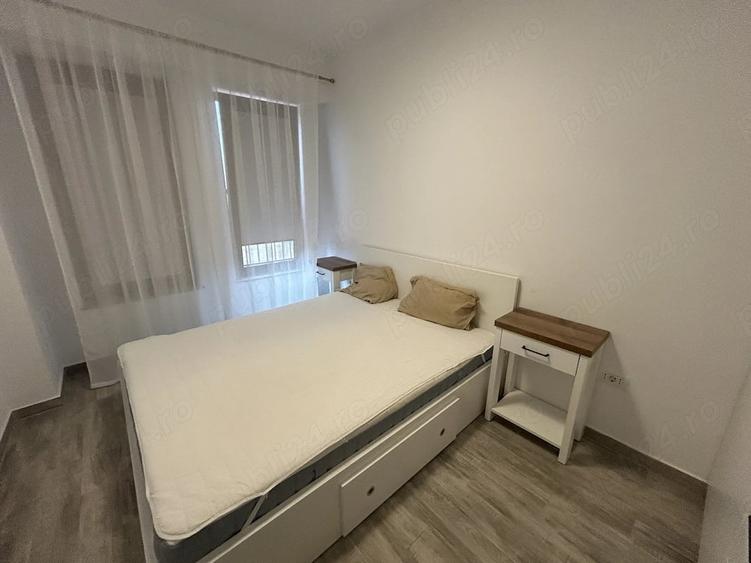 Apartament cu 3 camere semidecomandat în Alfa