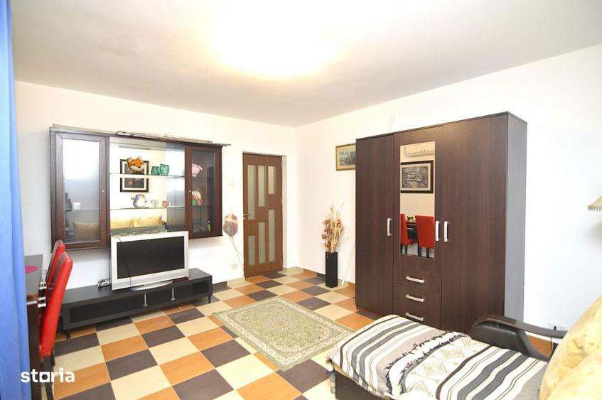 INCHIRIERE GARSONIERA DRISTOR PARK LAKE - 2