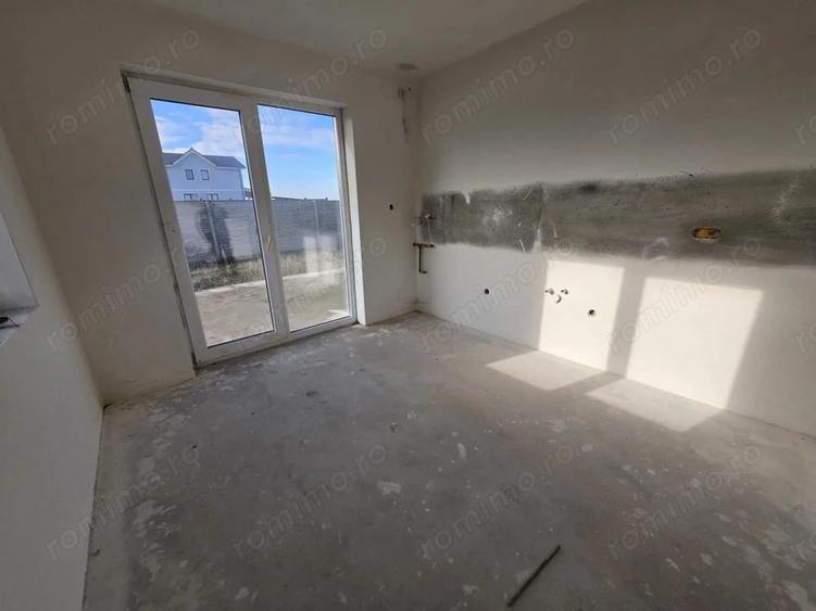 Triplex 3 camere, 2 locuri de parcare, Sananadrei - 6