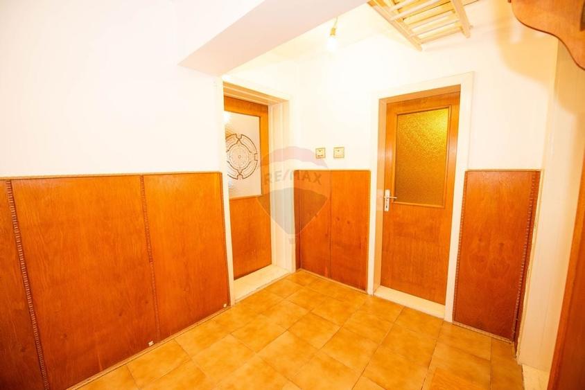 Casa Vila cu 7 camere de vanzare 250 mpu, 200 mp teren,  Buzau - 40
