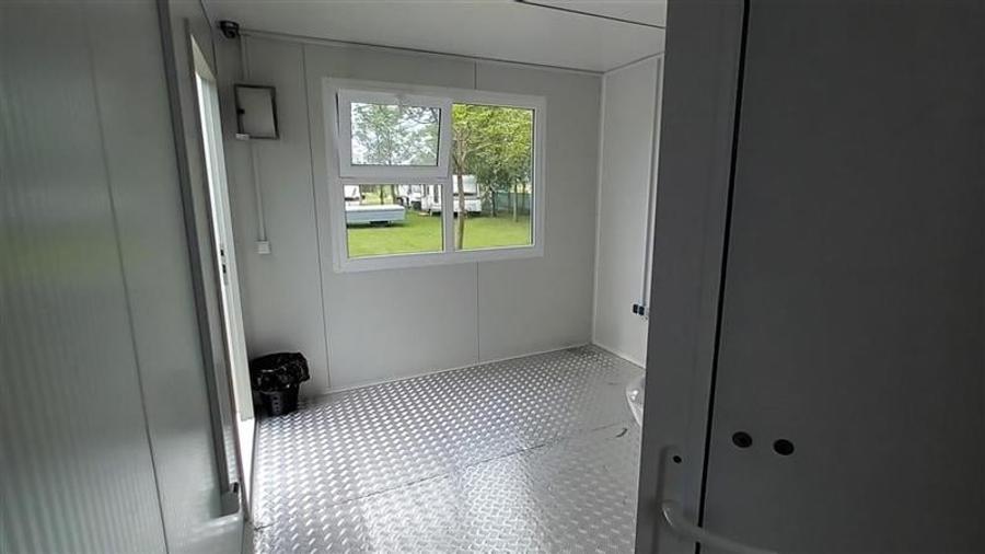 FILM!  7.700 mp teren,dublu potential: dezvoltare atractiva si/sau resedinta exc - 2