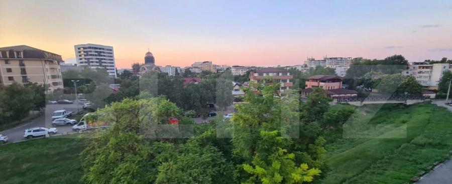 Apartament 2 camere, decomandat, 56 mp, zona Nicolina - 8