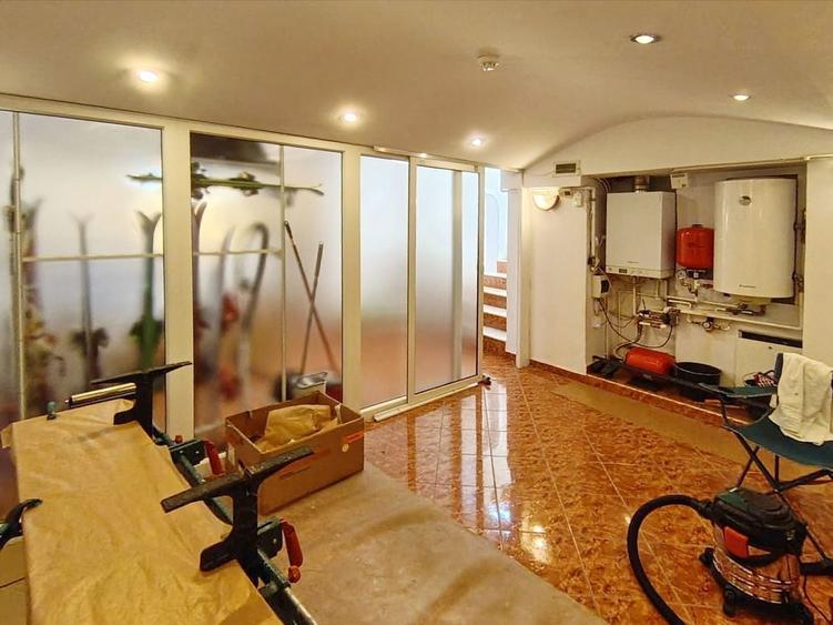 Casă 100 mp | Comercial + Rezidențial - 9