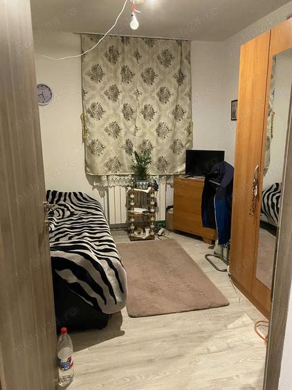 Apartament cu 3 camere,baie,hol,bucatarie si anexe - 6